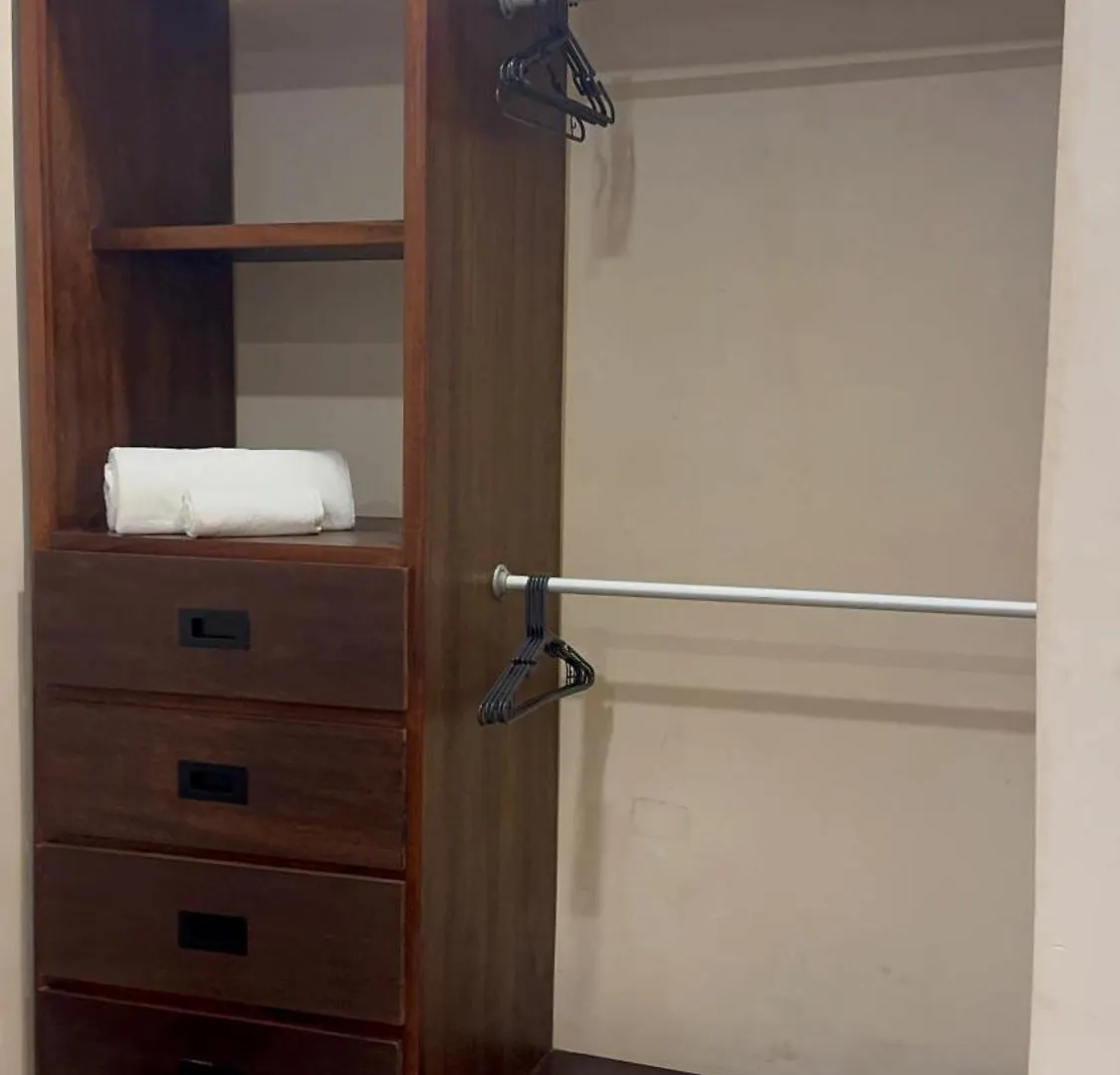 Habitacion Sencillo 툴룸